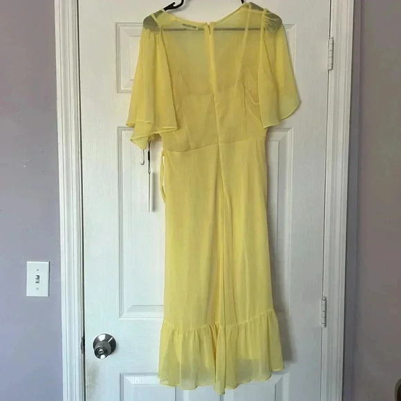 Yellow Calvin Klein Ruffle Dress Size 6 - Picture 5 of 8